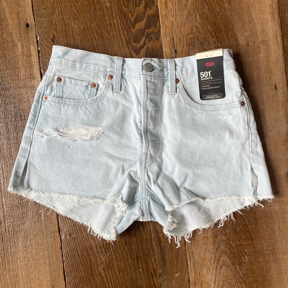 NWT Levi's Women's Premium 501 Original Shorts size 28 - Picture 5 of 7
